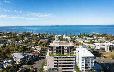 401 / 35 BAY TERRACE, Wynnum