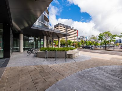1214 / 15 Bowes Street, Phillip