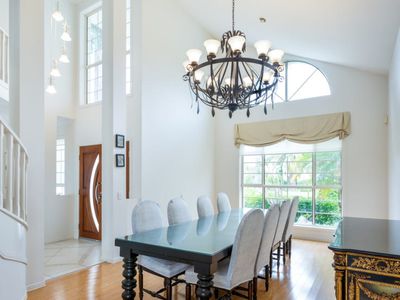 10 Prosperity Drive, Helensvale