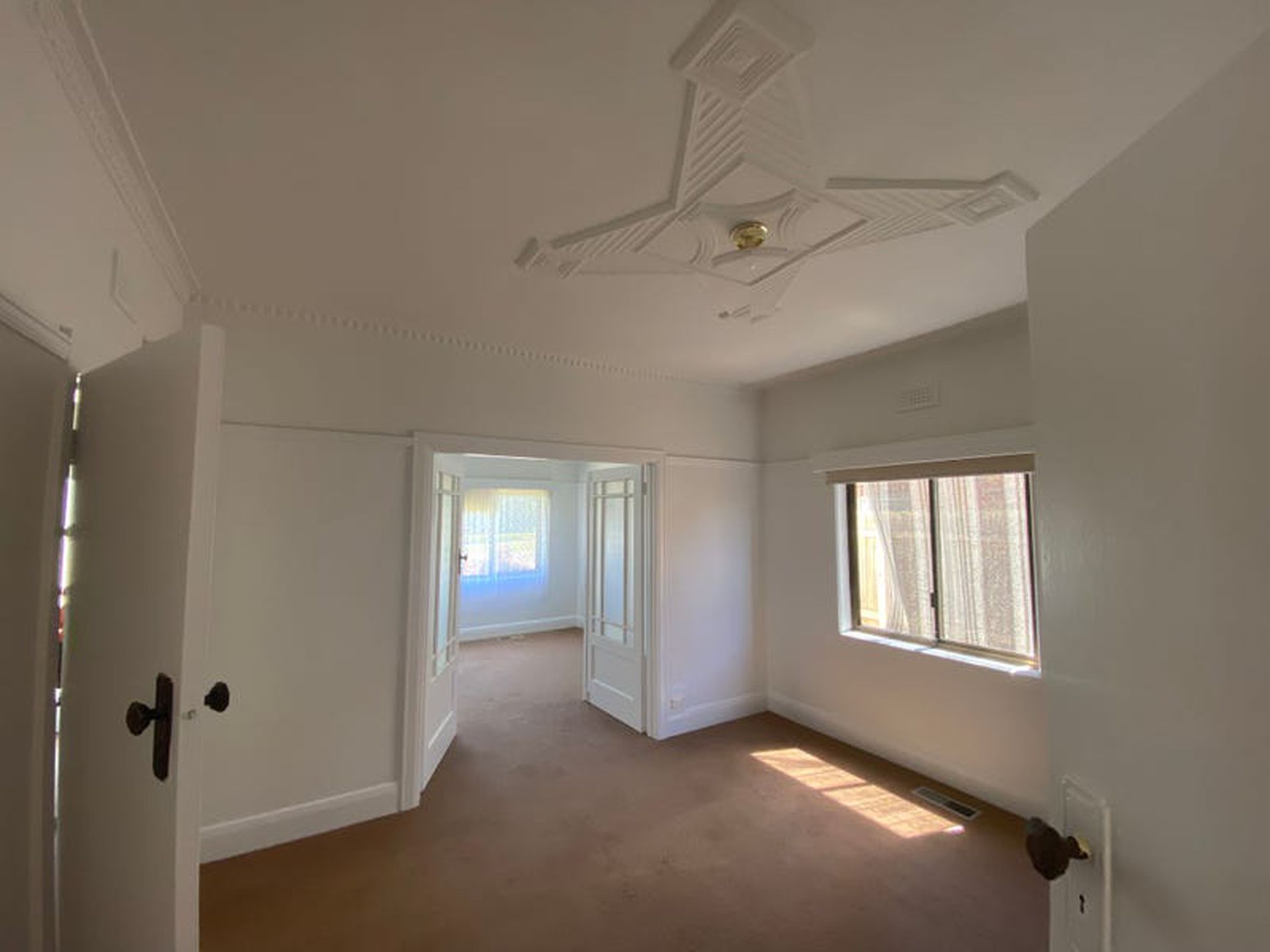 14 Clonard Avenue, Geelong West