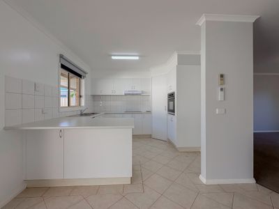 2 / 19 Dellar Street, Swan Hill