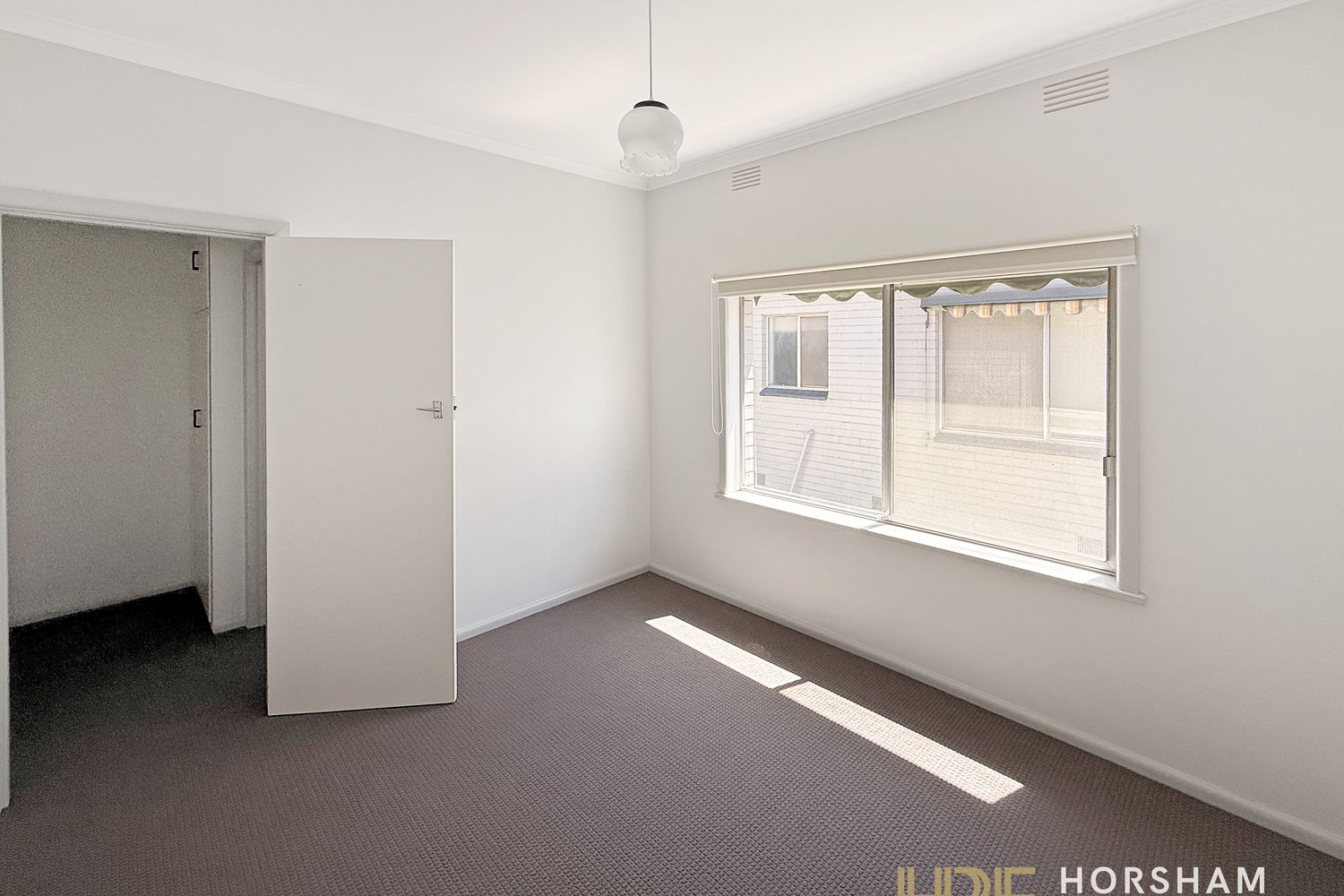 1A Henry Street, Horsham