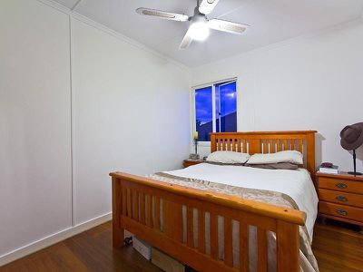 33 Glading St, Manly West