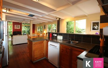 4 Paul Grove, Beaconsfield Upper
