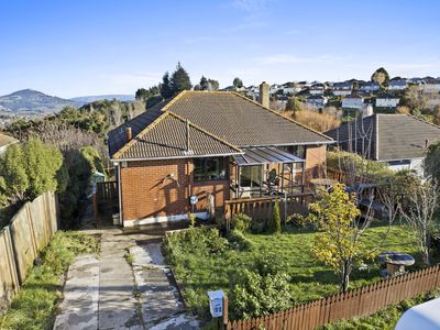 32 Panmure Avenue, Calton Hill