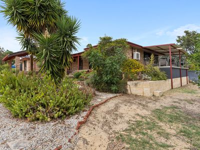 1 Armour Way, Lesmurdie