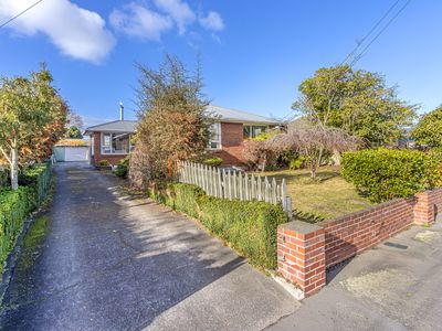 38 Greenhaven Drive, Burwood