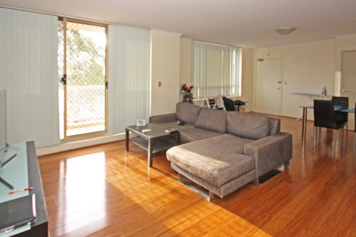 209 / 14-16 Station Street, Homebush
