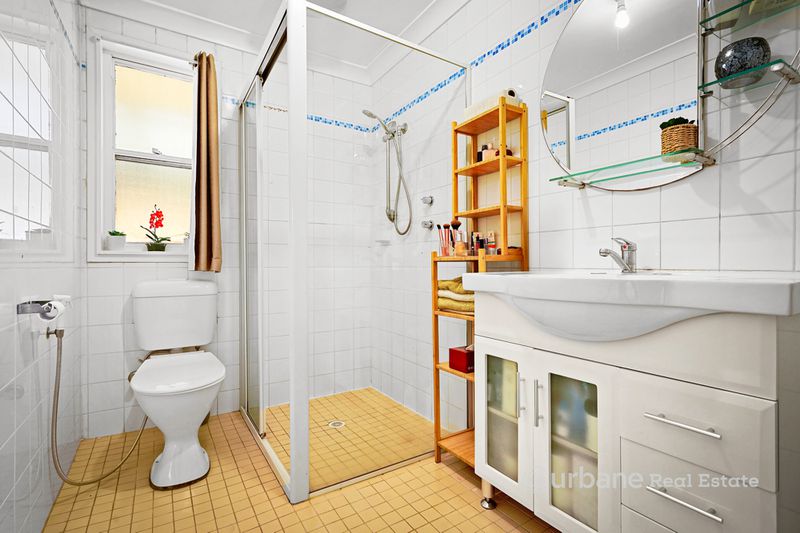 25 & 25A Adelphi Crescent, Doonside