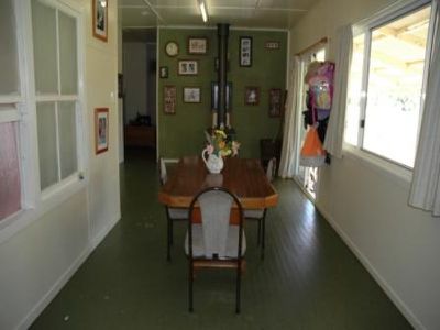 10 St. Ann Street, Isisford