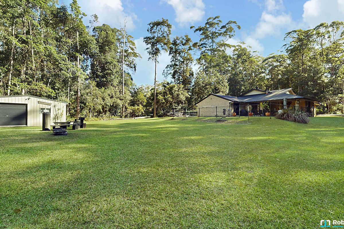 83 Stratford Park Drive, Pomona