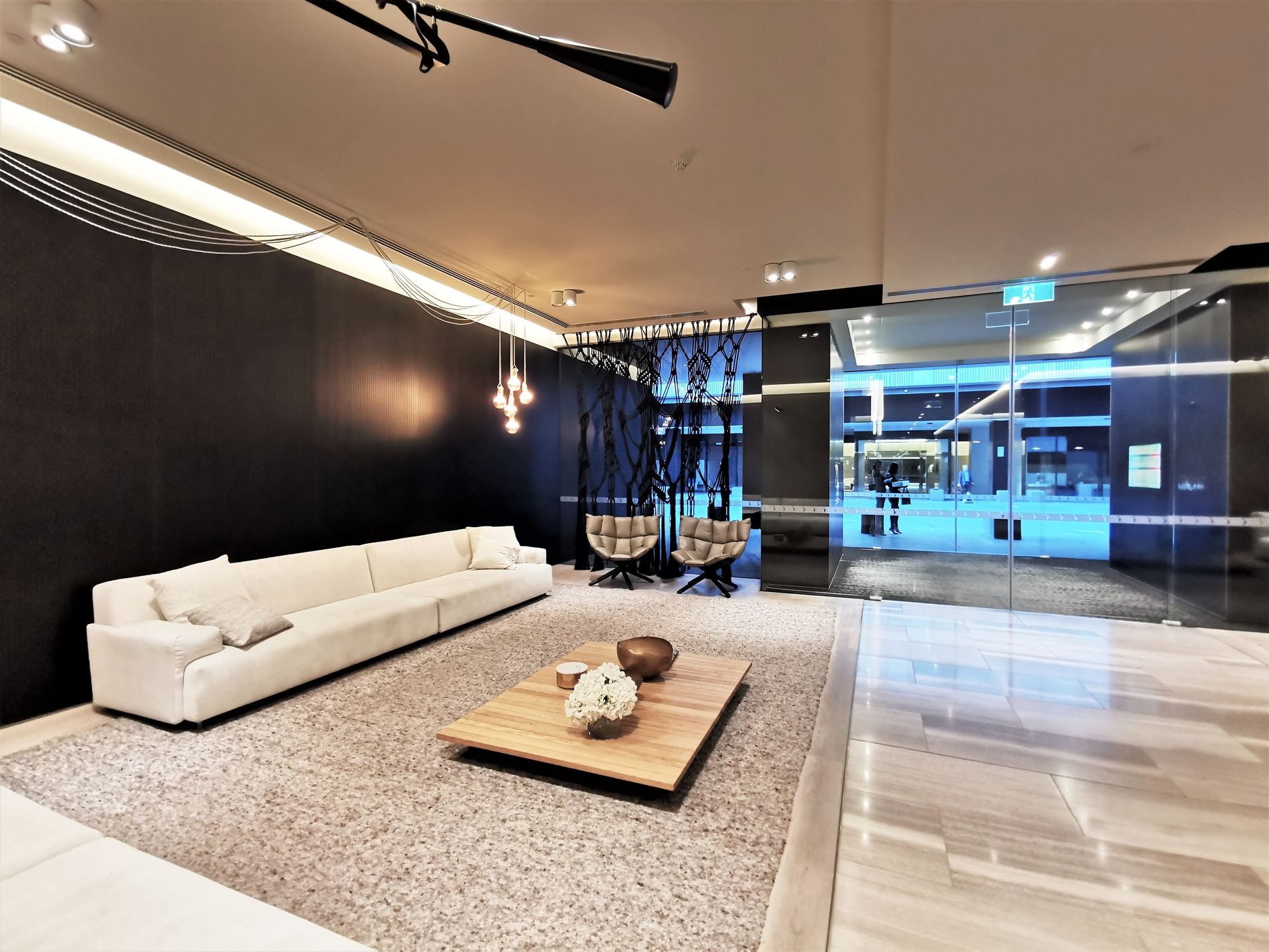 906 / 9 Waterside Place, Docklands