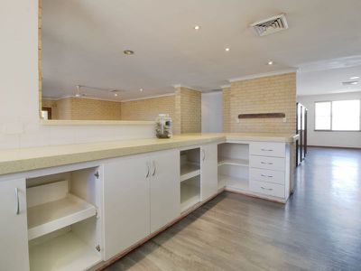19 Hokin Street , Waikiki