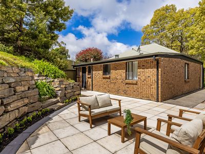 83 Piccadilly Road, Crafers