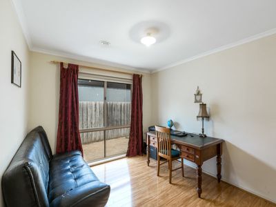 4 Samuel Evans Court, Seabrook