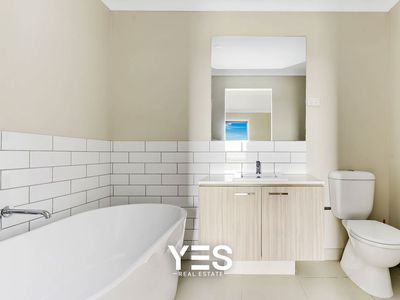 3 Gudali Walk, Clyde North