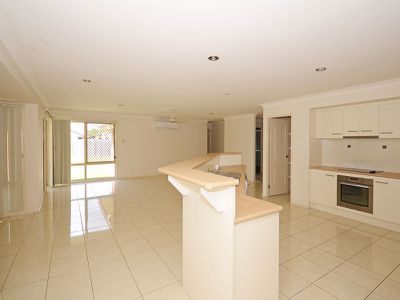 12 Lakeridge Drive, Dundowran
