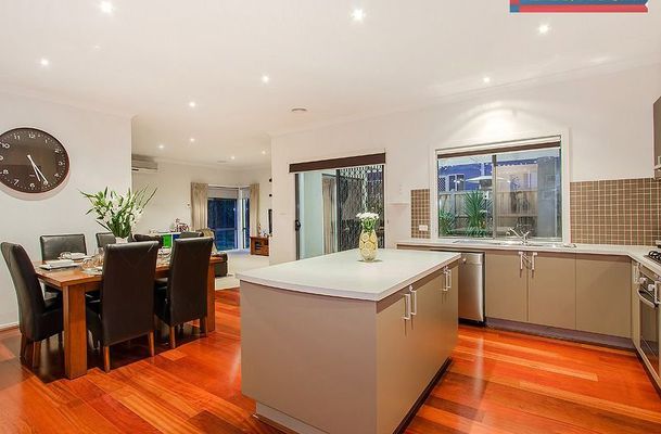 19 Lauderdale Drive, Craigieburn