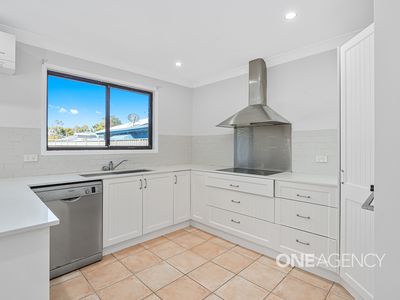 8 Glenholme Way, Culburra Beach