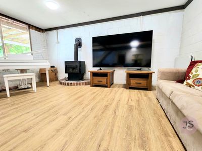 27 CAMBRIDGE DRIVE, Garden Suburb