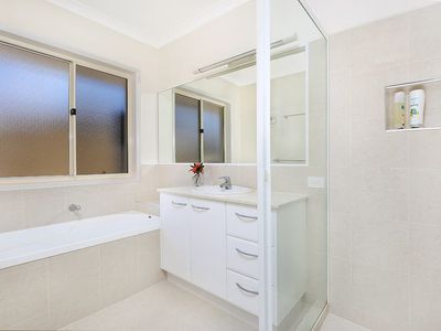 64 Brentwood Avenue, Mooloolaba