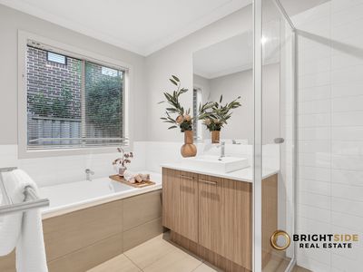 174 Wheelers Park Drive, Cranbourne North