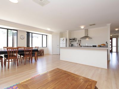 11 Arniston Way, Darch