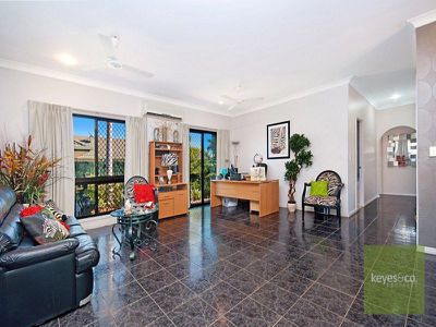 32 Boston Crescent, Douglas