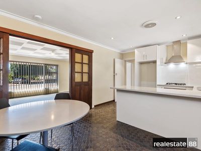 10 Bajada Road, Stirling