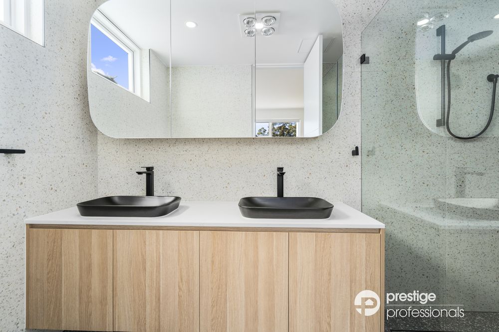 10A Cooper Avenue, Moorebank