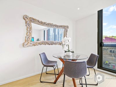 1013 / 1 Steam Mill Lane, Haymarket