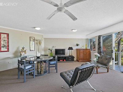 10 / 458 Esplanade, Torquay