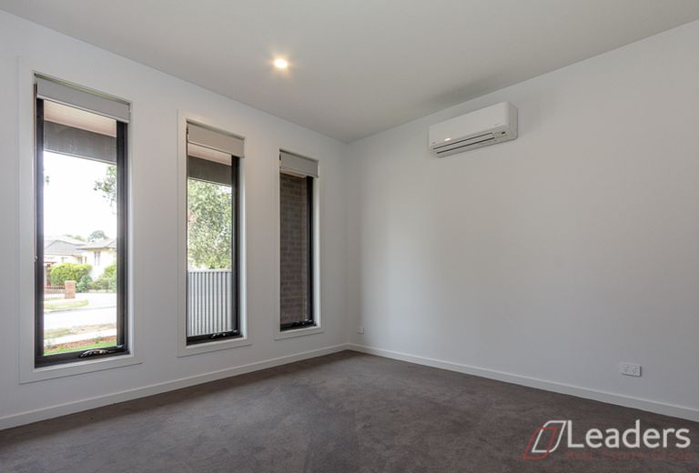 2B Glenora Street, Chadstone