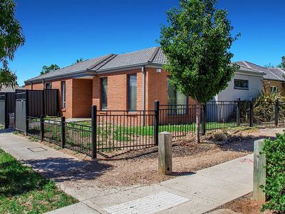 24 Adavale Amble, Tarneit