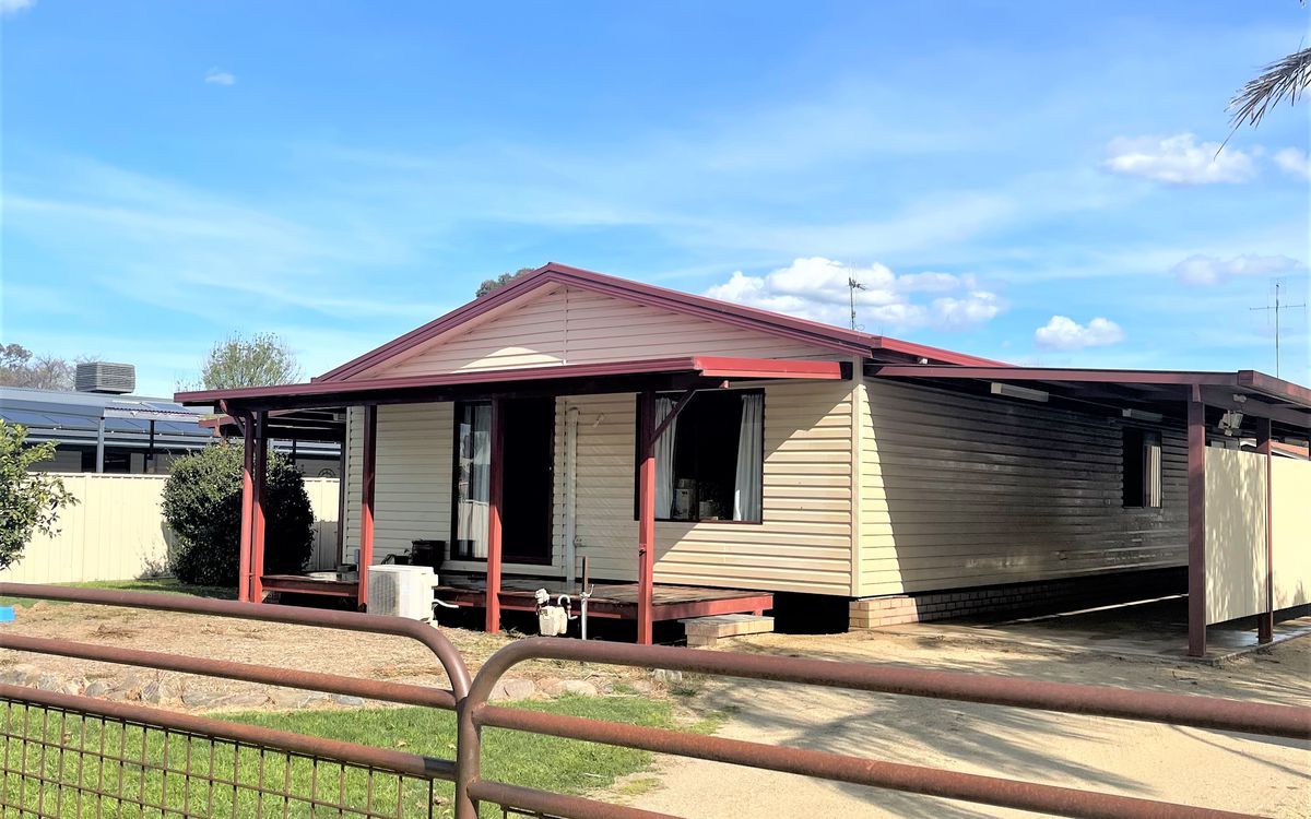 3840 Hill Street, Tocumwal Rob Crow & Co Real Estate