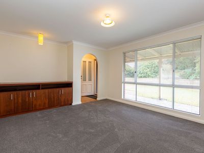 9 Lofthouse Avenue, Eaton