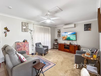 4 Halley Place, Dubbo