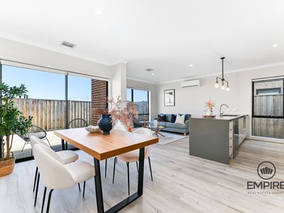 71 Picnic Avenue, Clyde North
