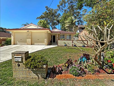 9 Paroa Avenue, Lemon Tree Passage