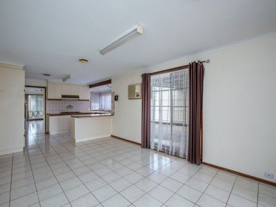 15 Dona Drive, Hoppers Crossing