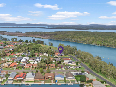 22 Elizabeth Parade, Forster