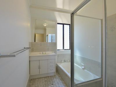 21 Bennetts Place, Hannans