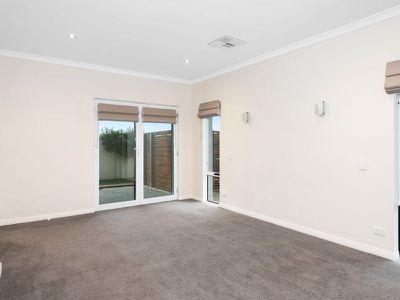 15 Pirring Way, Hannans