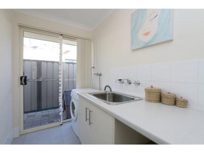 20 Terracina Parkway, Piara Waters