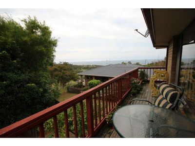 Unit 2 / 53 The Fairway, Tura Beach