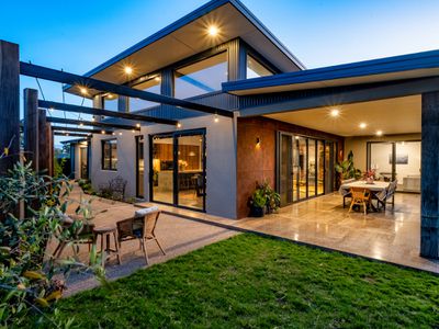 9 Avoca Court, Mansfield