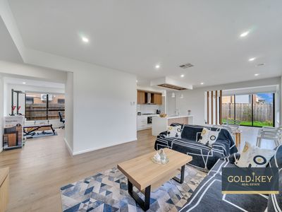 30 Broom Road, Aintree