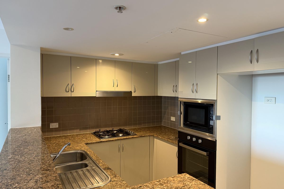 1007 / 8 Brown Street, Chatswood