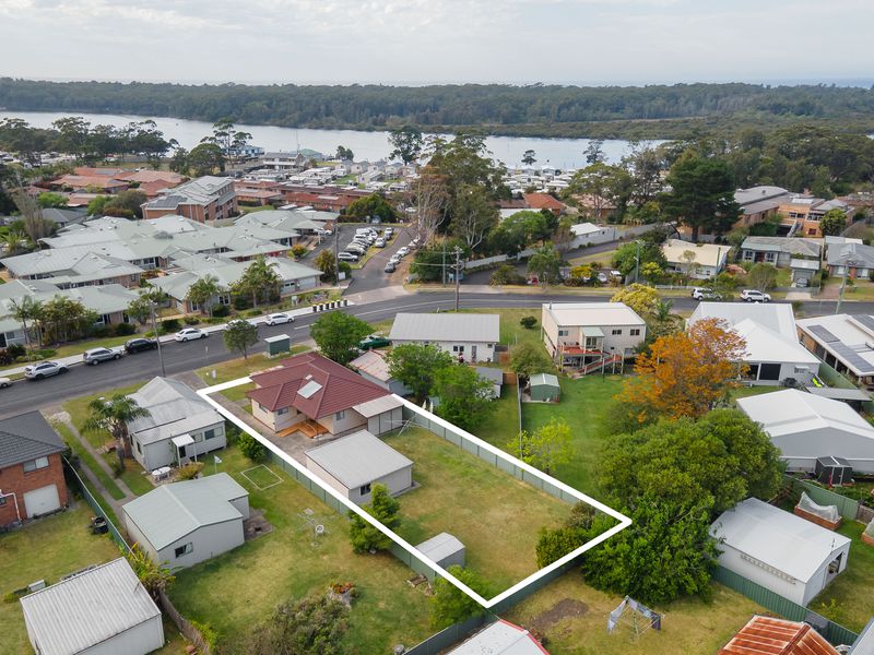 13 Iverison Road, Sussex Inlet