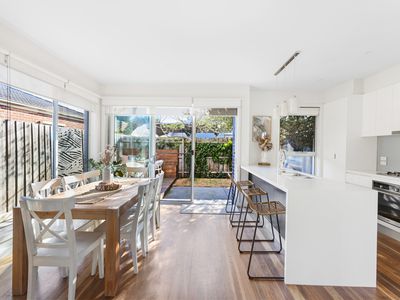 1 / 100 Kororoit Creek Road, Williamstown North